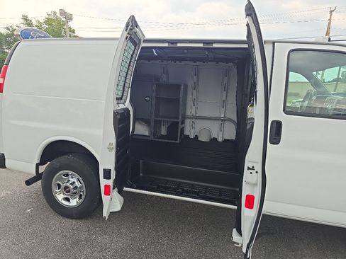 Used 2017 GMC Savana 2500 w/ All Terrain Package RWD image 13