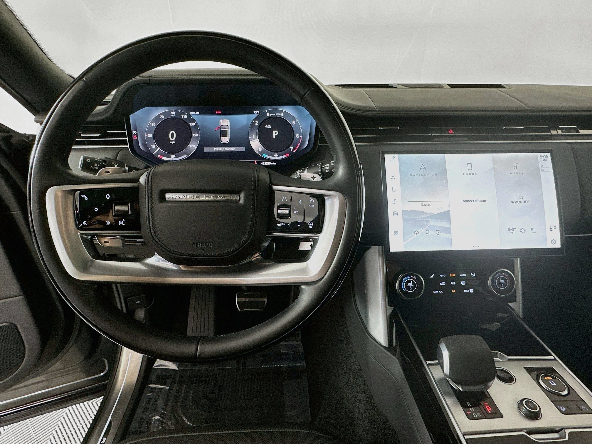 Certified 2023 Land Rover Range Rover Long Wheelbase SE AWD/4WD image 11