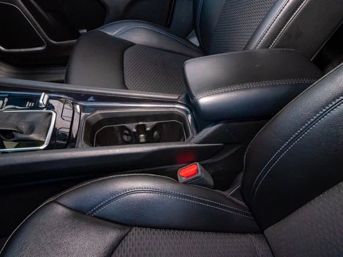 Used 2025 Jeep Compass Latitude image 29