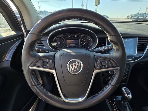 Used 2020 Buick Encore Preferred image 14