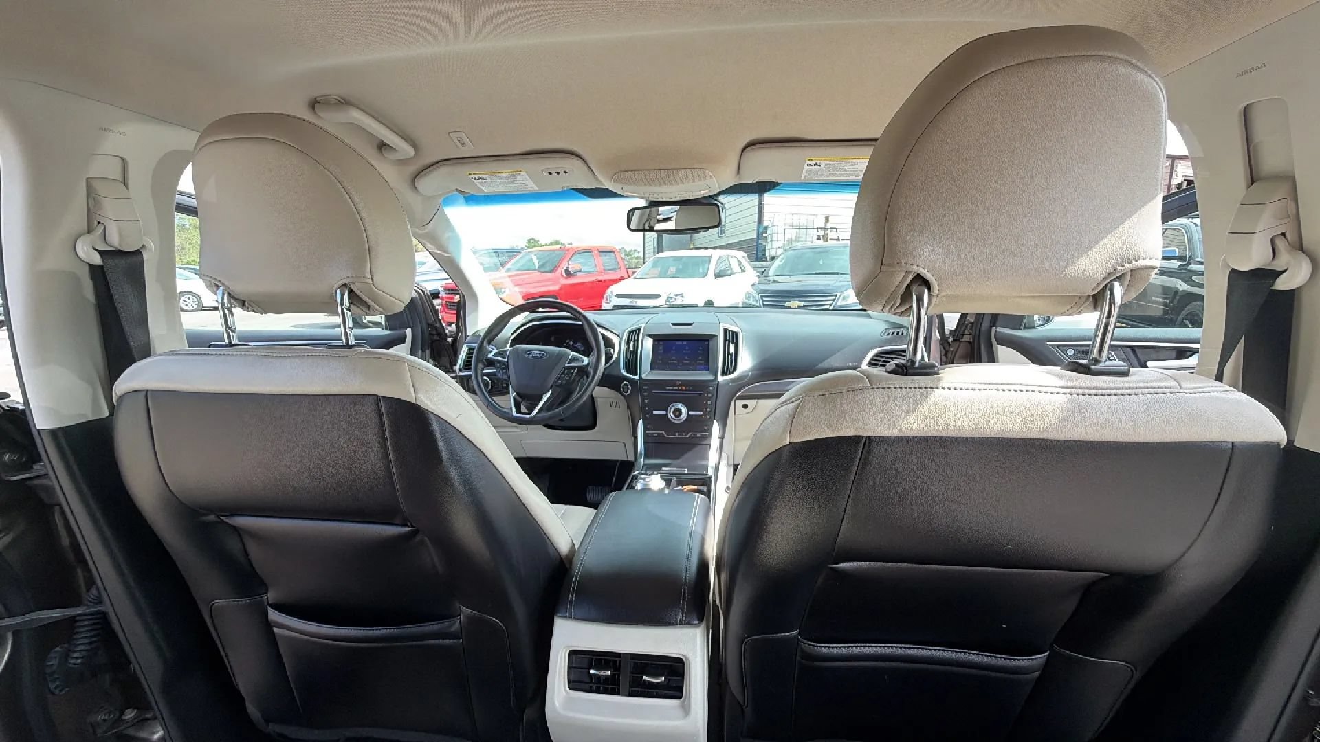 Used 2019 Ford Edge Titanium FWD image 32