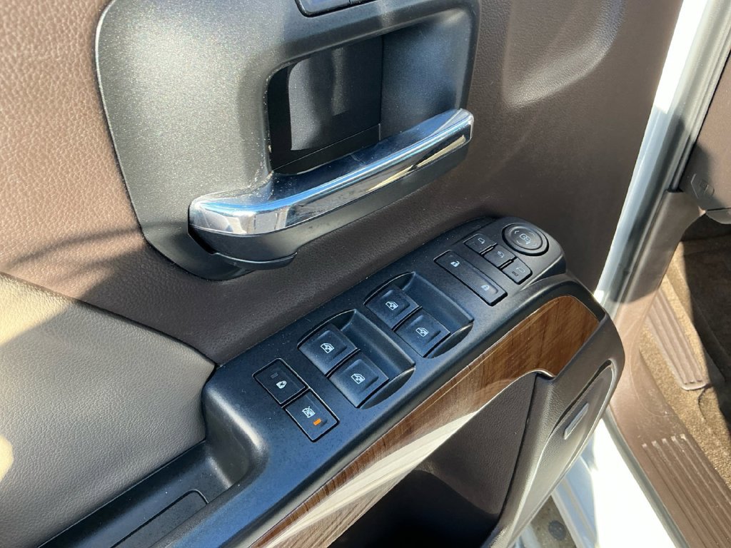 Used 2017 GMC Sierra 1500 SLT AWD/4WD image 16