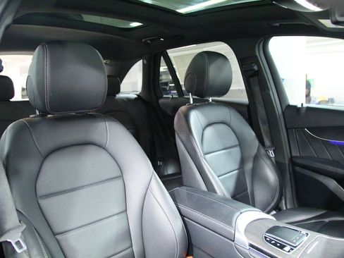 Certified 2022 Mercedes-Benz GLC 300 4MATIC image 23