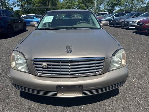 Used 2004 Cadillac De Ville image 3