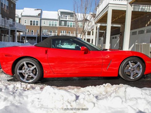 Used 2007 Chevrolet Corvette Convertible w/ Preferred Equipment Group RWD image 21