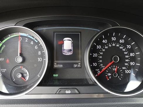 Used 2015 Volkswagen e-Golf SEL Premium FWD image 15