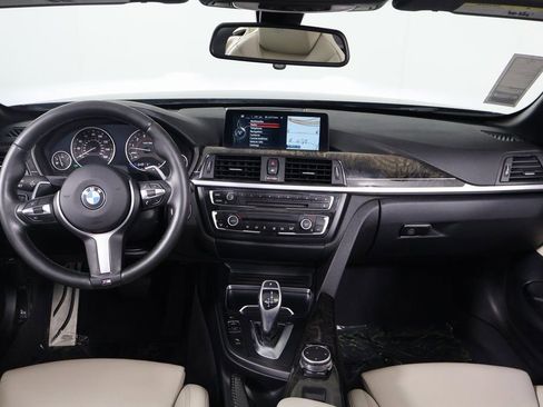 Used 2016 BMW 435i Convertible image 10