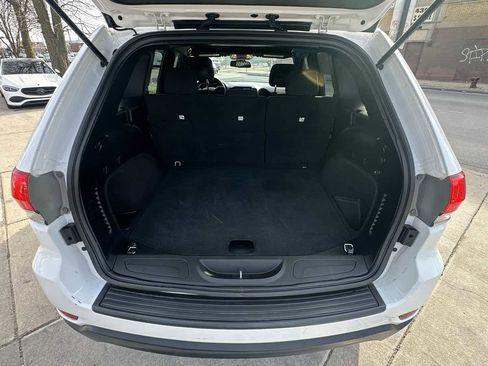 Used 2014 Jeep Grand Cherokee Laredo w/ Quick Order Package 23E image 31