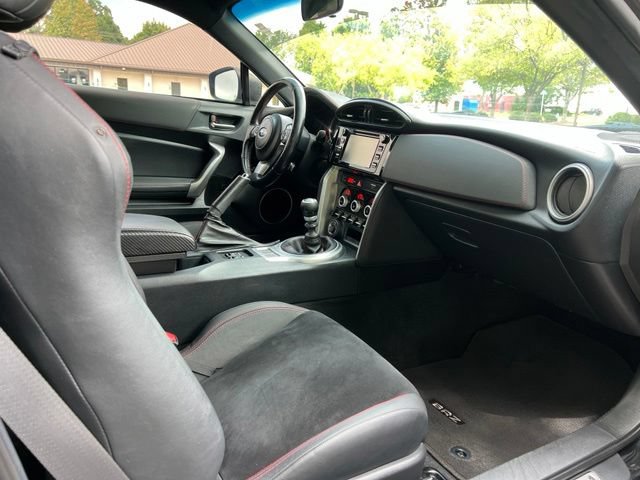 Used 2017 Subaru BRZ Limited w/ Performance Package RWD image 16