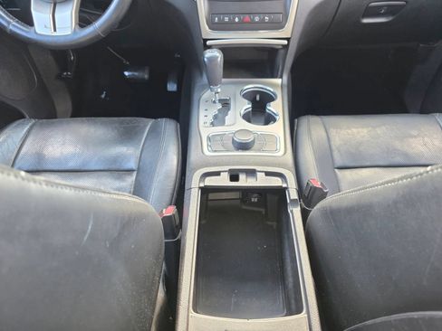 Used 2013 Jeep Grand Cherokee Limited w/ Luxury Group II AWD/4WD image 23