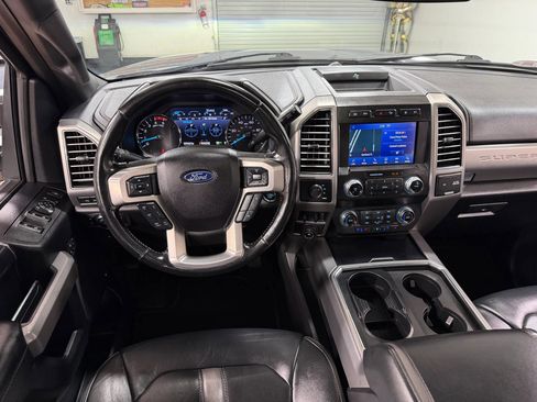 Used 2021 Ford F450 Platinum w/ FX4 Off-Road Package AWD/4WD image 24