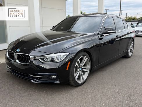 Used 2018 BMW 330i Sedan RWD image 1