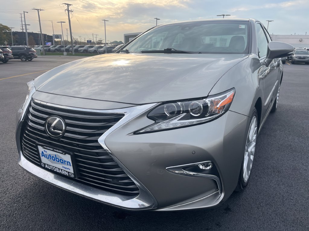 Used 2018 Lexus ES 350 w/ Luxury Package w/Wood Trim FWD 360° Tour