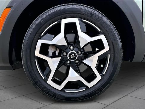 Certified 2023 Hyundai Santa Cruz Limited image 11