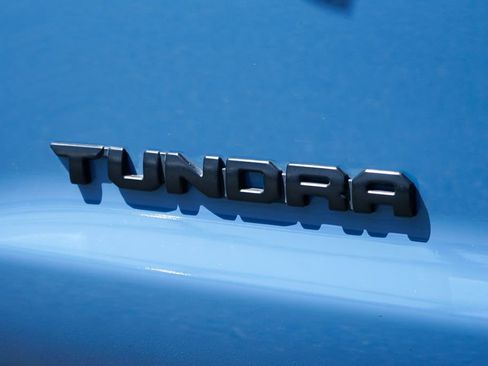 Used 2019 Toyota Tundra SR5 w/ SR5 Upgrade Package AWD/4WD image 45