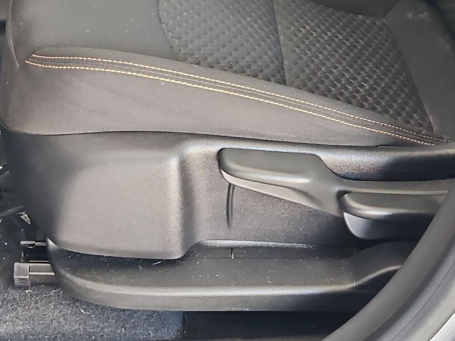 Used 2021 GMC Terrain SLE FWD image 22