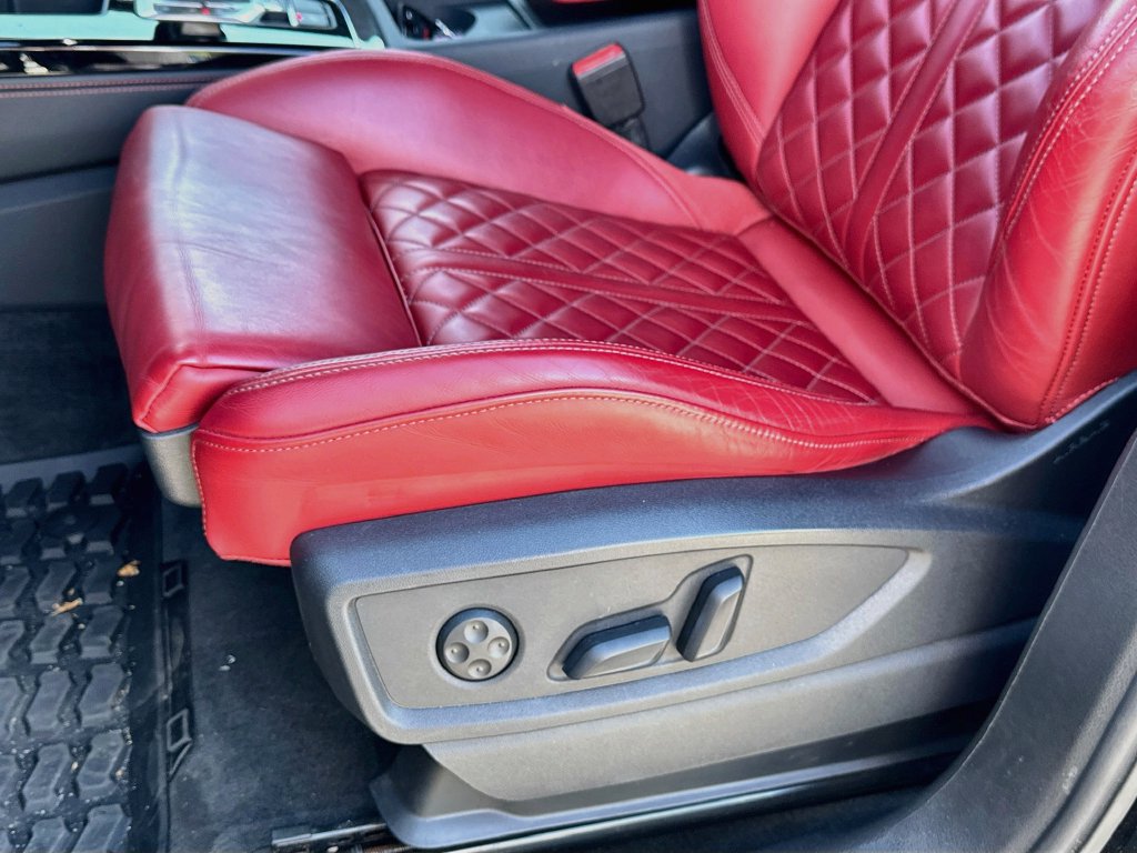 Used 2024 Audi SQ5 Premium Plus AWD/4WD image 19