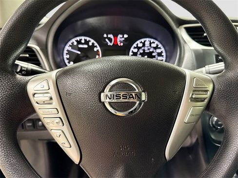 Used 2017 Nissan Sentra S image 11