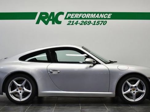 Used 2005 Porsche 911 Carrera RWD image 5