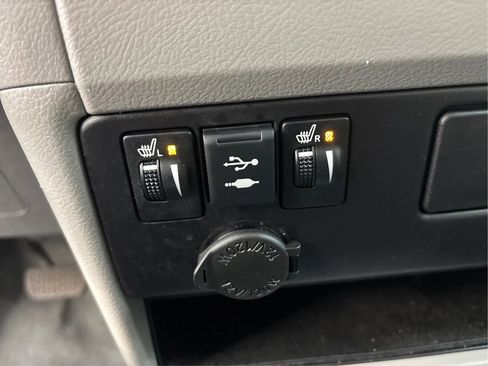 Used 2018 Toyota Sienna XLE w/ XLE Navigation Package AWD/4WD image 43