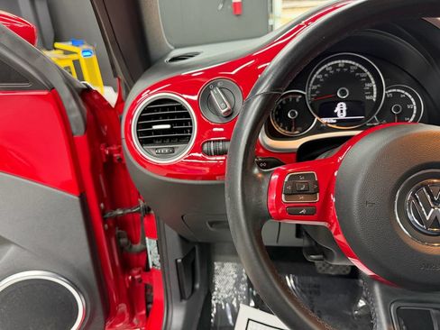 Used 2014 Volkswagen Beetle 1.8T FWD image 26