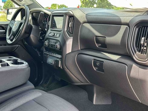 Used 2023 Chevrolet Silverado 1500 Custom AWD/4WD image 21