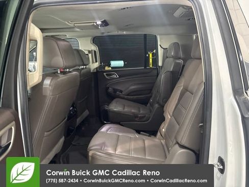 Used 2018 GMC Yukon XL Denali w/ Denali Ultimate Package AWD/4WD image 32