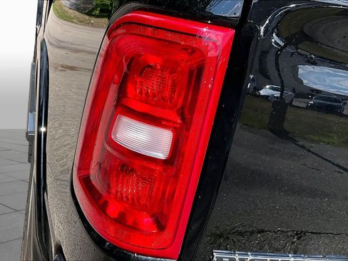 Used 2025 RAM 1500 Big Horn AWD/4WD image 28