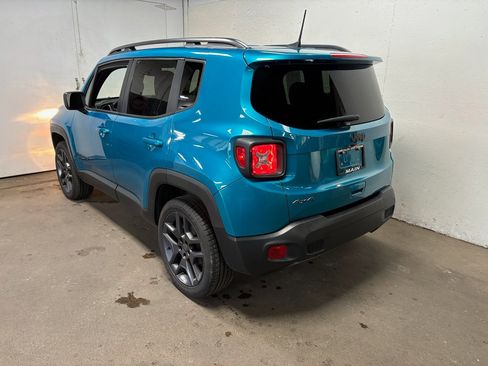 Used 2021 Jeep Renegade Latitude image 7