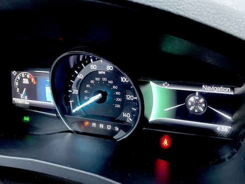 Used 2017 Ford Explorer Sport image 31