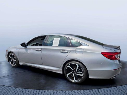 Used 2022 Honda Accord Sport image 4
