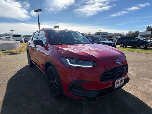 New 2026 Honda HR-V Sport image 2