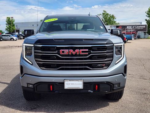 Used 2025 GMC Sierra 1500 AT4 w/ AT4 Premium Package AWD/4WD image 5