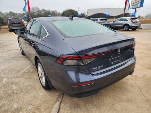 Used 2023 Honda Accord LX image 6