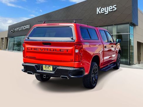 Used 2021 Chevrolet Silverado 1500 LT Trail Boss w/ Bed Protection Package AWD/4WD image 4
