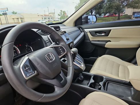 Used 2018 Honda CR-V LX image 10