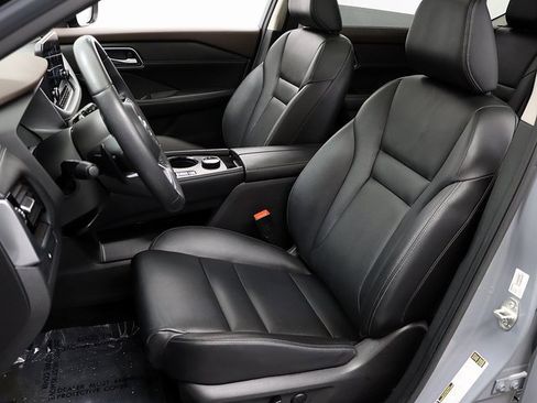 Used 2021 Nissan Rogue SL w/ Premium Package image 9