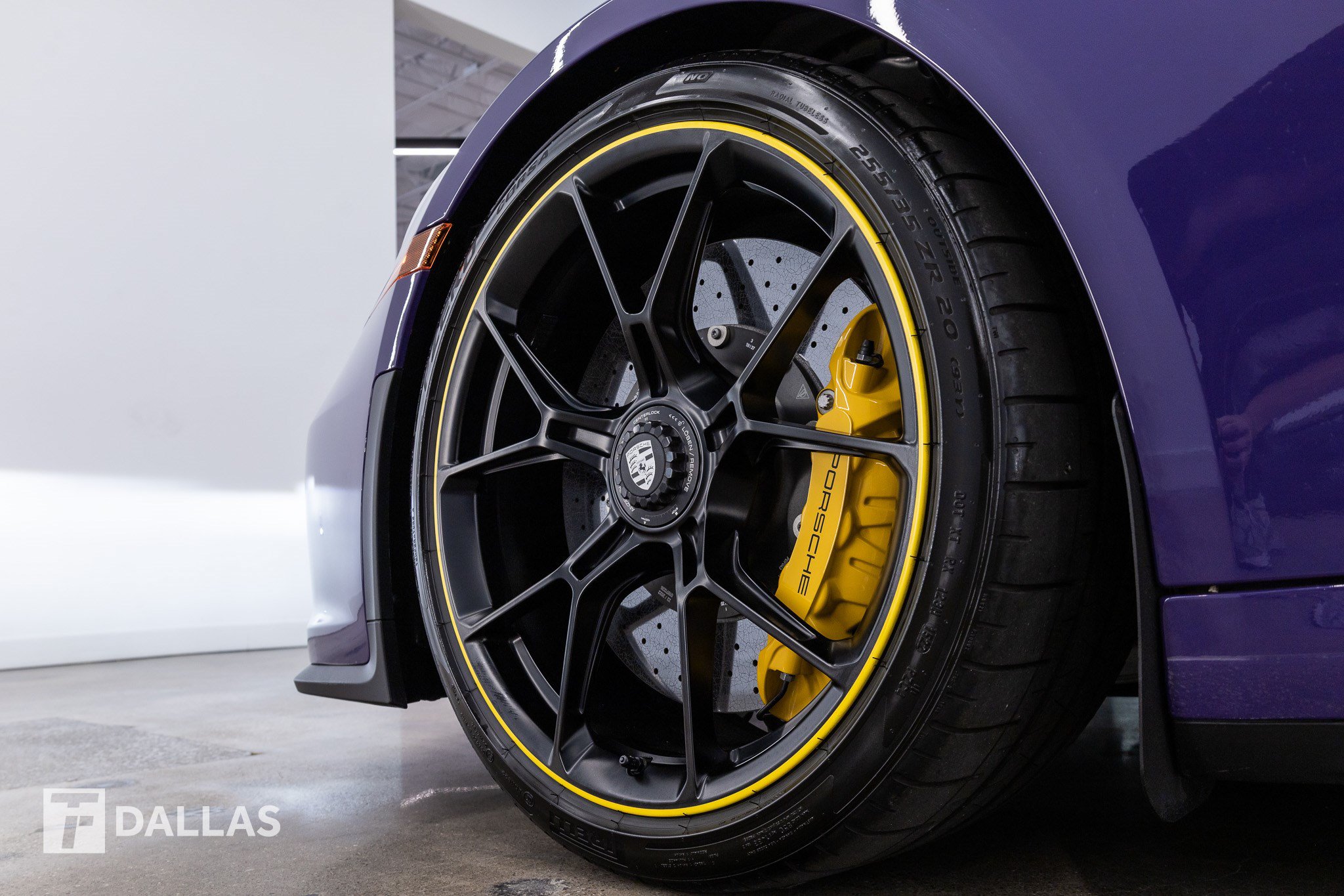 Used 2022 Porsche 911 GT3 RWD image 13