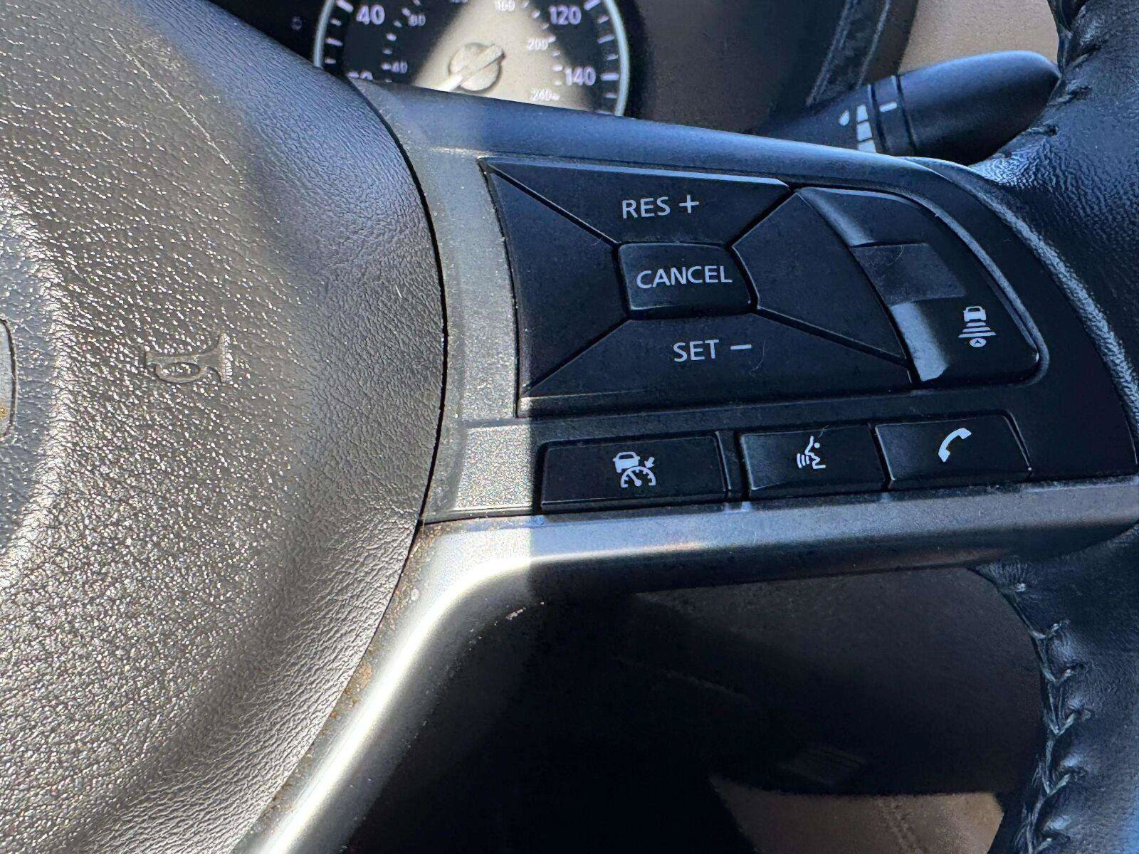 Used 2021 Nissan Sentra SV w/ SV Premium Package FWD image 21