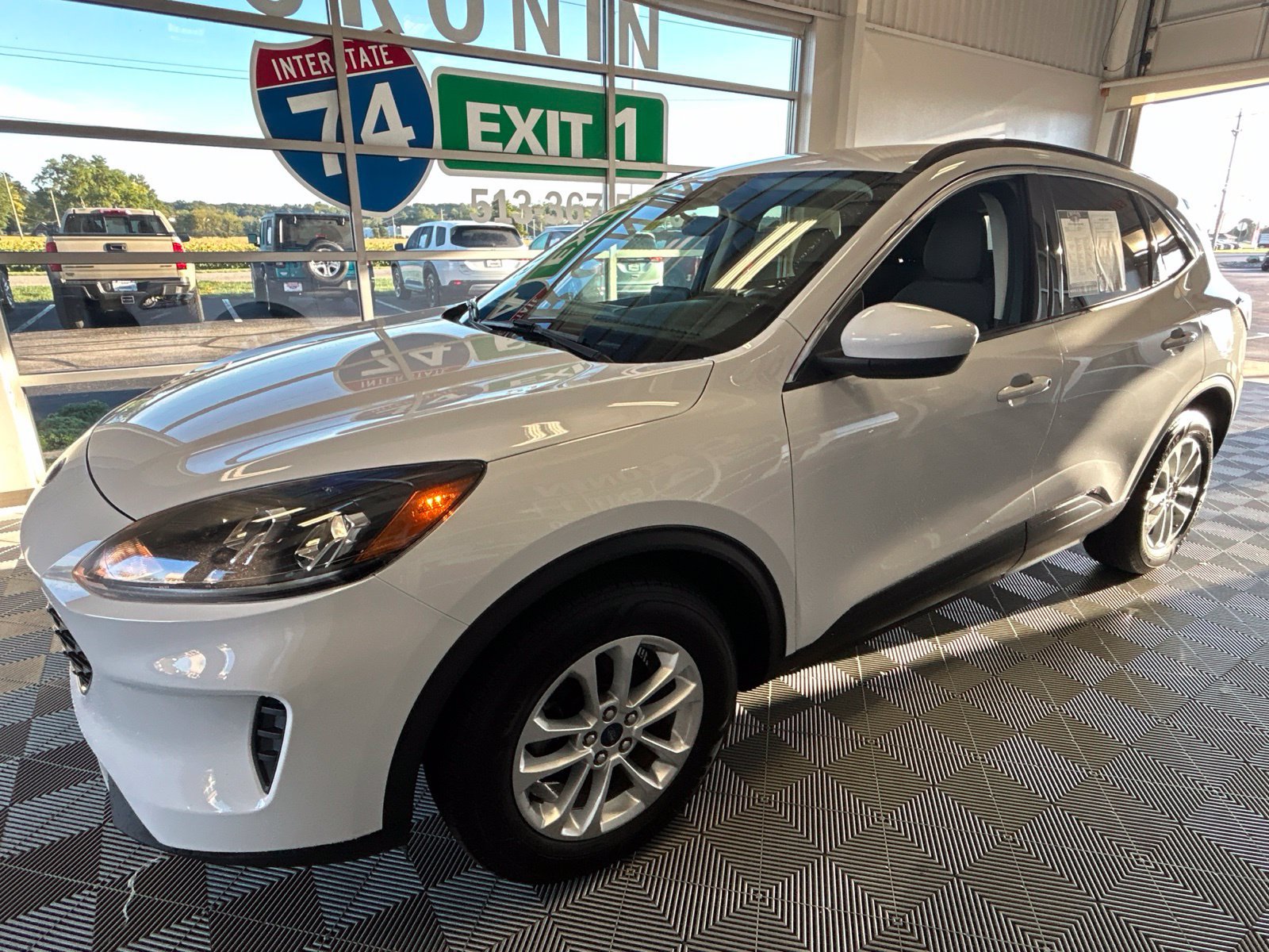 Used 2021 Ford Escape SE AWD/4WD image 3