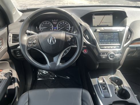 Used 2018 Acura MDX FWD w/ Technology Package image 16