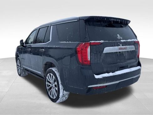 Used 2024 GMC Yukon Denali w/ Denali Reserve Package image 7