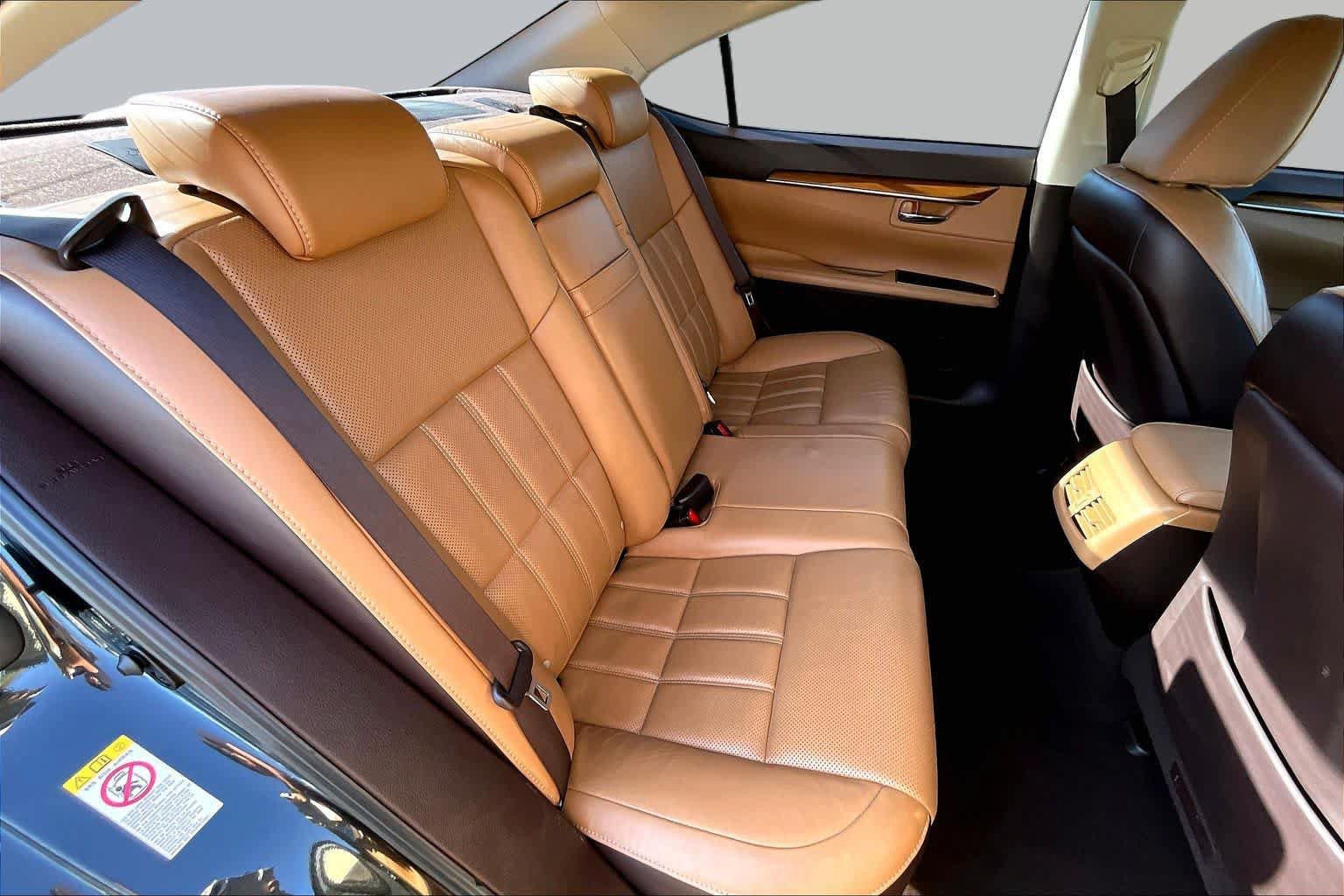 Used 2017 Lexus ES 350 w/ Luxury Package FWD image 19
