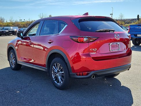 Used 2021 MAZDA CX-5 Touring image 4
