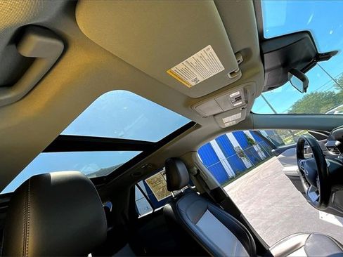 Certified 2022 Ford Explorer XLT w/ Equipment Group 202A image 22