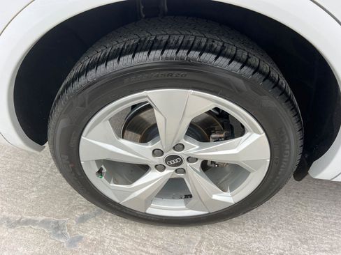 Used 2022 Audi Q5 2.0T Premium Plus w/ Premium Plus Package image 17