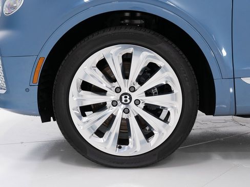 Certified 2025 Bentley Bentayga image 44