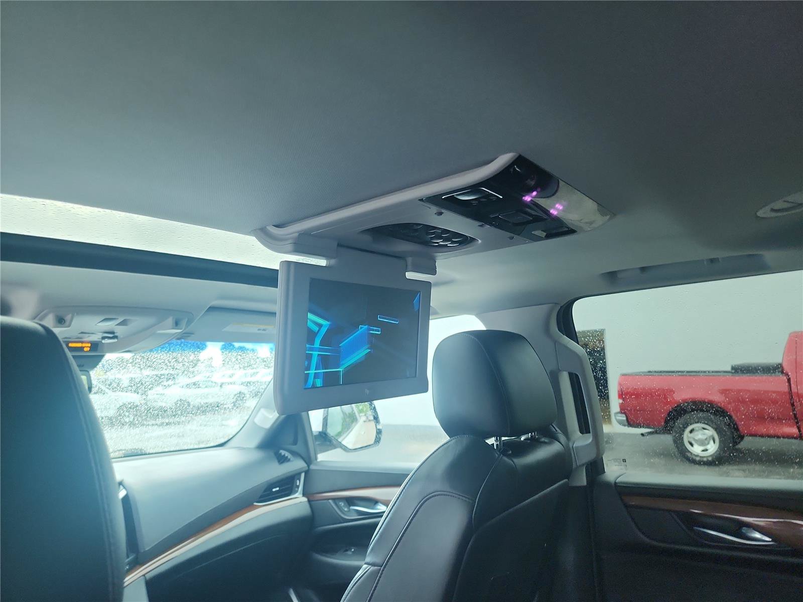 Used 2019 Cadillac Escalade ESV Luxury RWD image 21