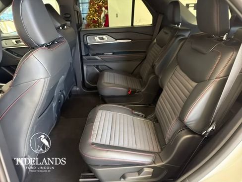New 2026 Ford Explorer ST-Line w/ ST-Line Street Pack RWD image 25