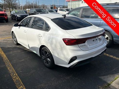 Used 2024 Kia Forte LXS image 4